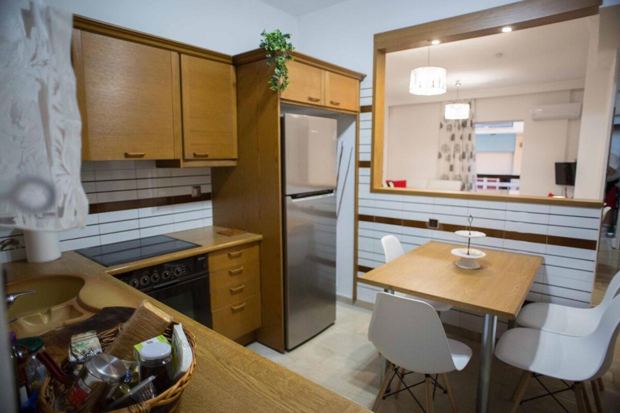 Cozy apartment Marina Zeas  Piraeus Bagian luar foto